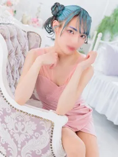  せり(21歳)トリプルミックス(デリヘル) - 写真