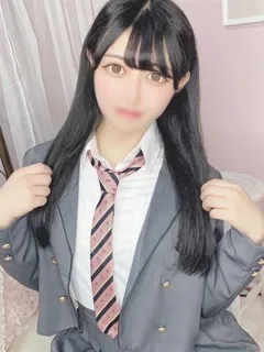  みいな(20歳)E+アイドルスクール(デリヘル) - 写真