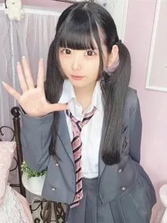  そら(18歳)E+アイドルスクール(デリヘル) - 写真