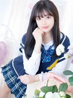 エッチなとこ沢山見てほしい♡ いろは(19歳)E+アイドルスクール() - 写真