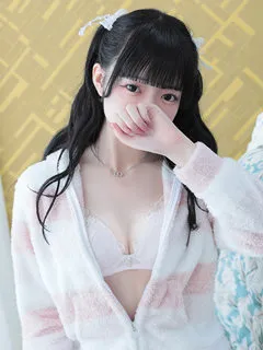  うる(21歳)ガチカワイイ(デリヘル) - 写真