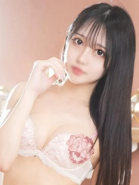 なの【初体験は去年の美少女】 - 写真2枚目