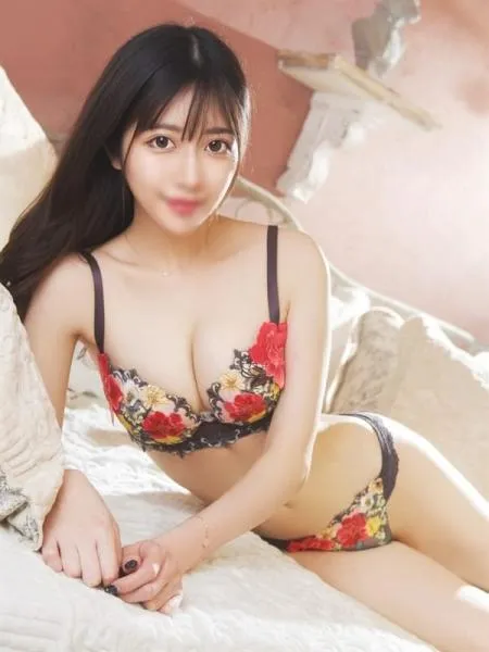 えな【色気に愛された極美女】 - 写真4枚目