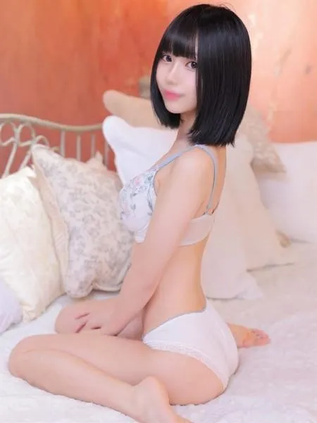 つむぎ【小動物系G乳美女】 - 写真4枚目