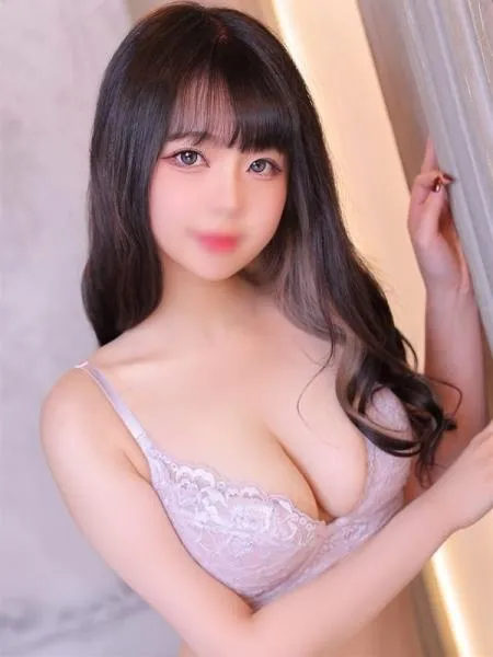 ひか【男が絶対に好きな美女】 - 写真1枚目