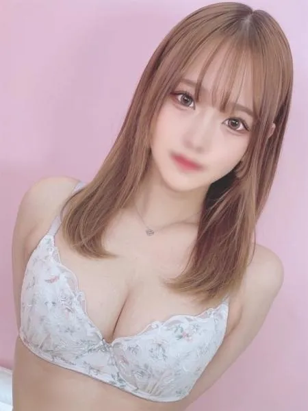 れいな【川栄〇奈似揺れるG乳】 - 写真1枚目