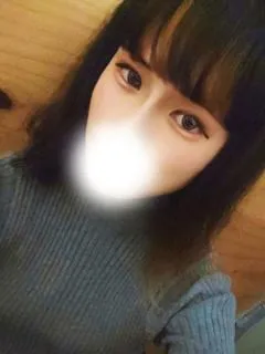  しゅい(21歳)全裸のいいなり美女or満員ちかん電車() - 写真