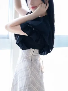 初台デリヘル- 蝶野りえ(29歳)(T:160cm,T:160cm,B:88cm(Eカップ),W:57cm,H:87cm) - 写真